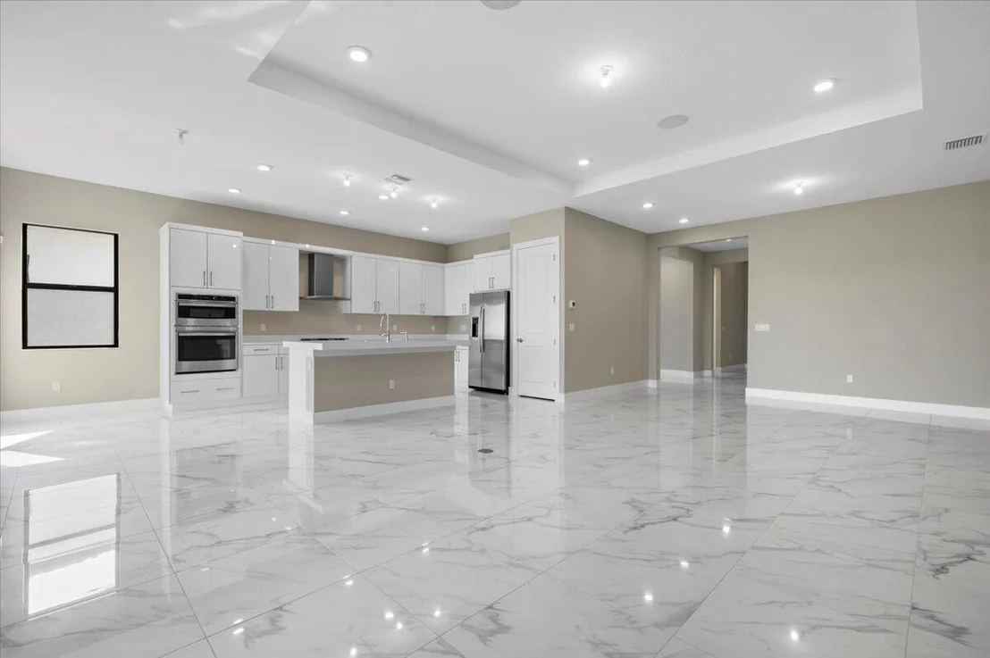 Photo of 15841 Key Biscayne Lane