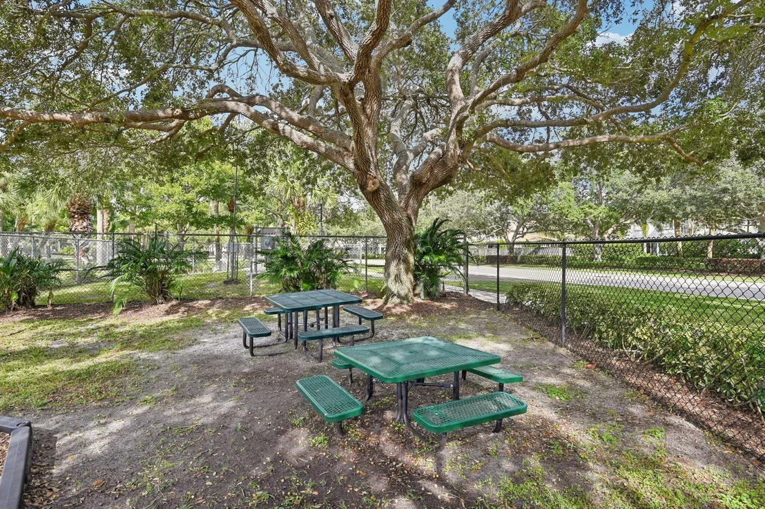 Photo of 231 Sparrow Point
