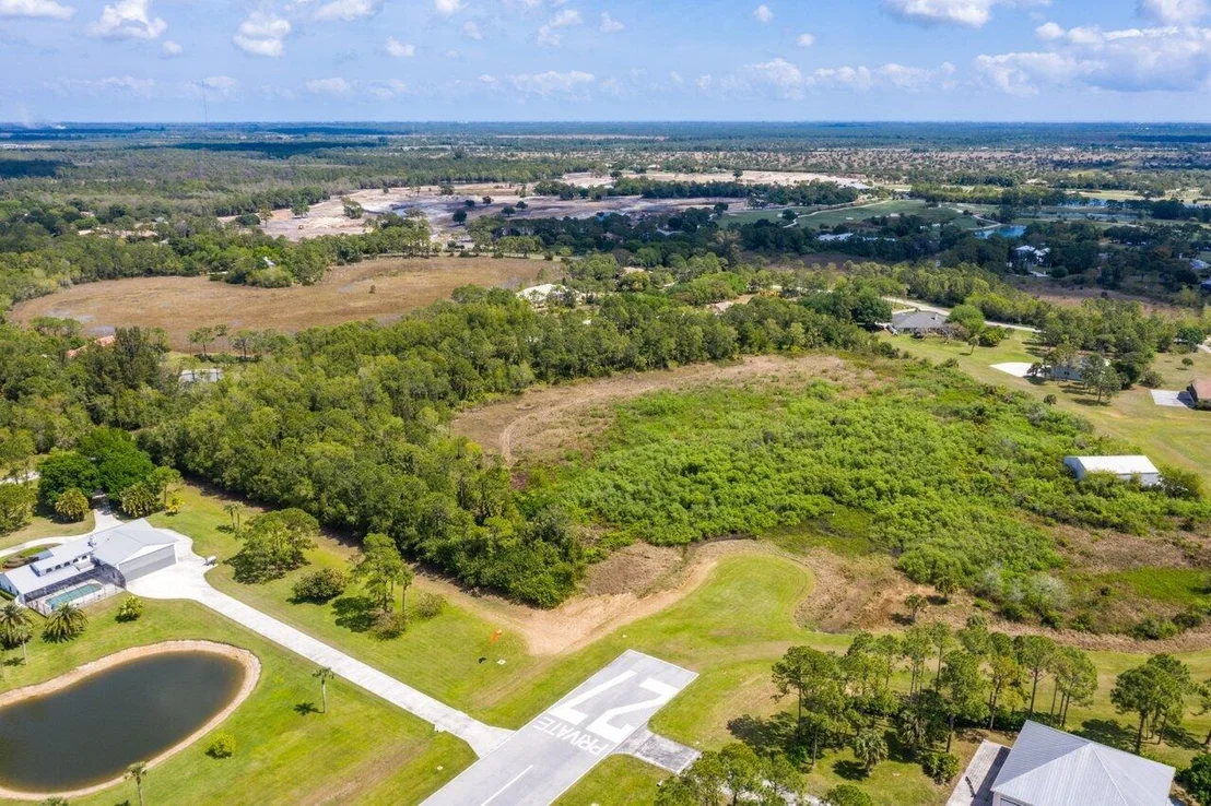 Photo of 3200 SE Downwinds Road