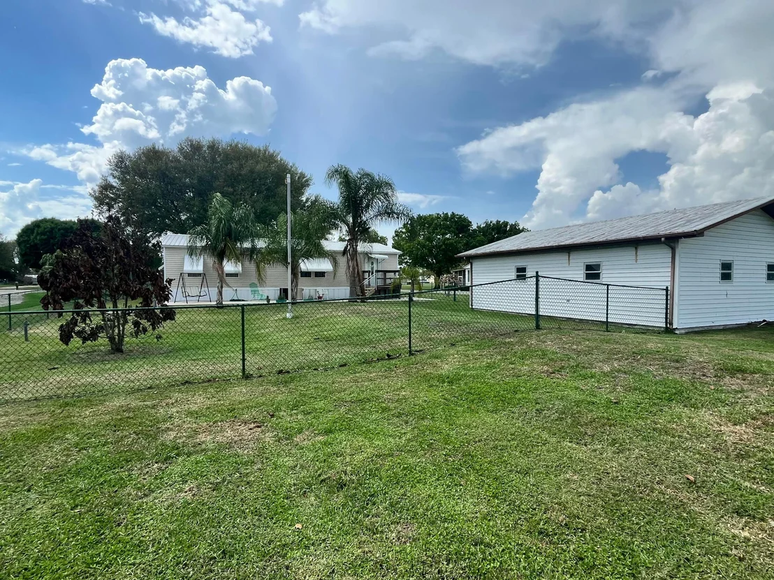 Photo of 4064 SW 9th Way