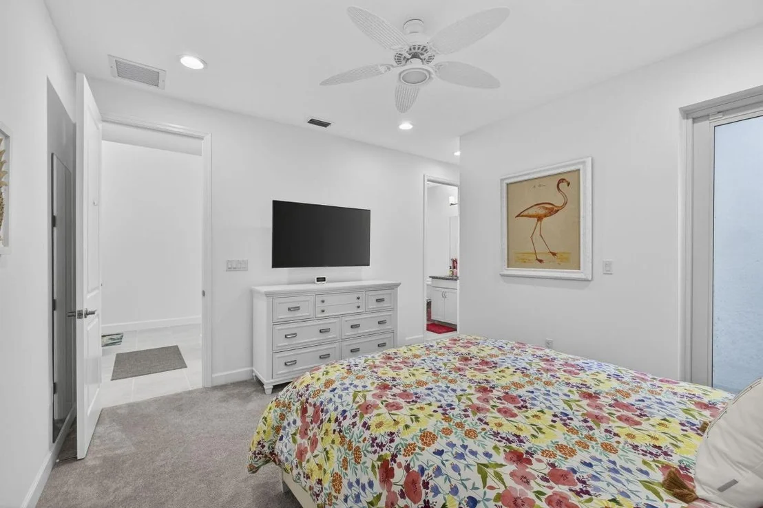 Photo of 1411 Thistle Place