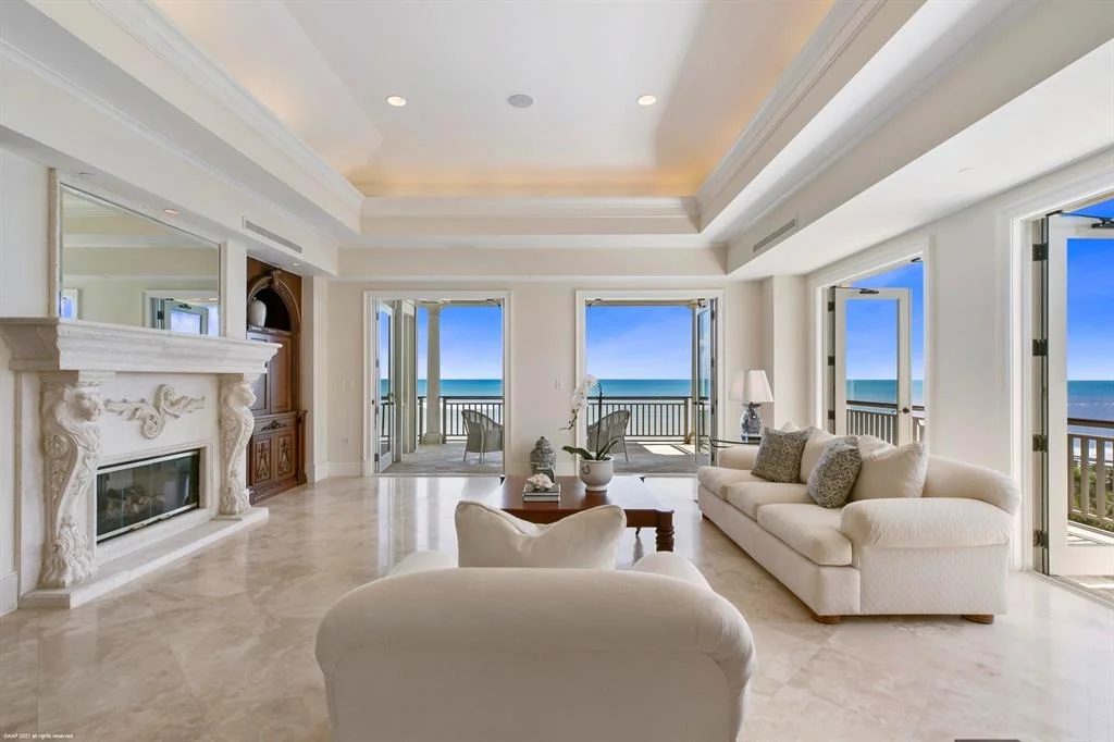 Photo of Unit 302 at 20 Beachside Drive