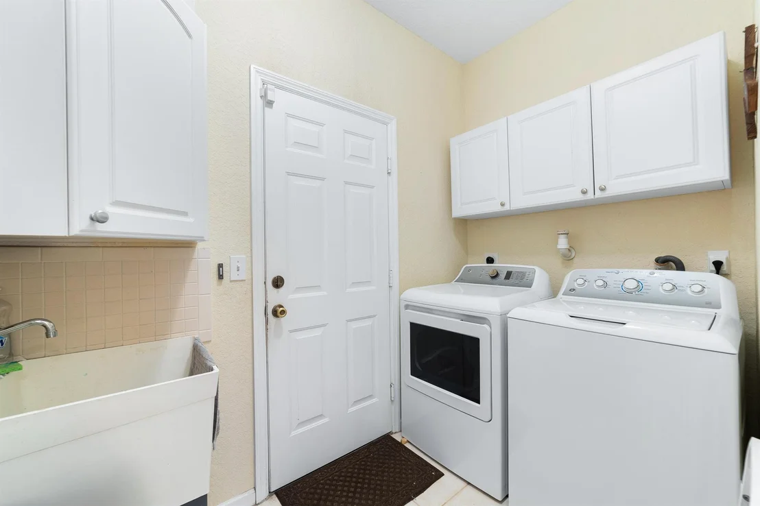Photo of 7671 Oak Grove Circle