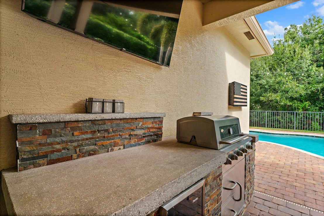 Photo of 8337 SW Marin Drive