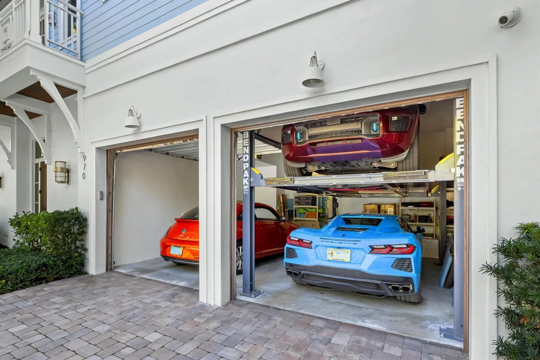 Photo of 970 Lago Mar Lane