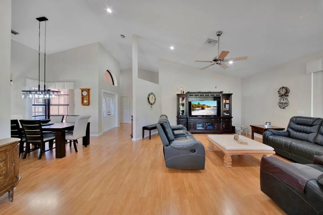Photo of 19261 Cherry Hills Terrace