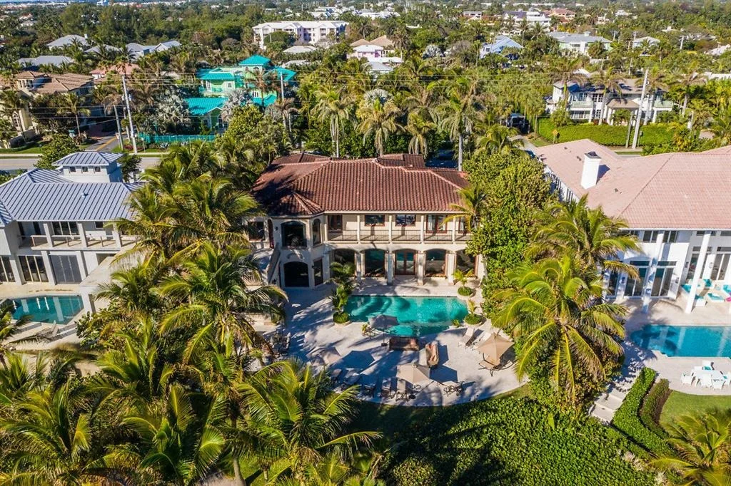 Photo of 719 N Ocean Boulevard