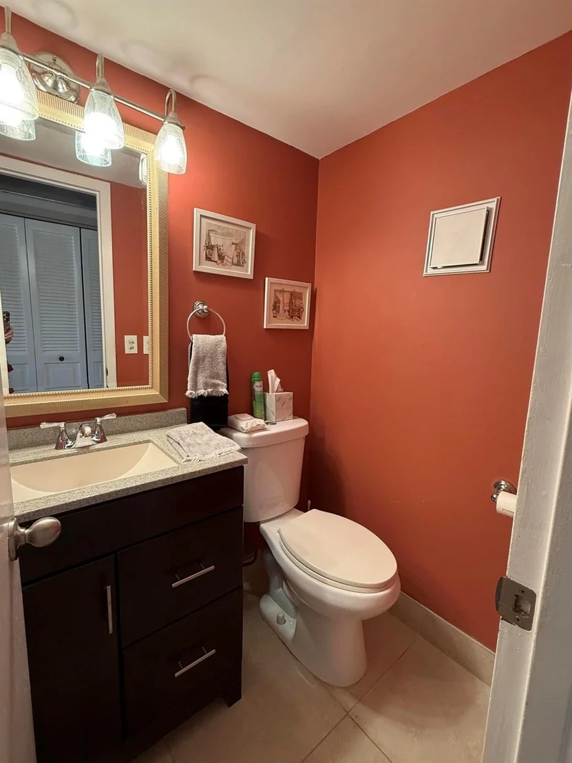 Photo of 1008 Wolverton A