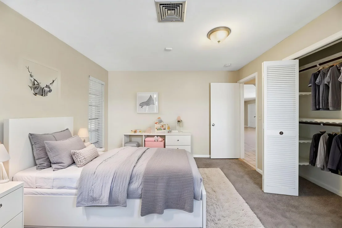 Photo of 232 Gleneagles Drive