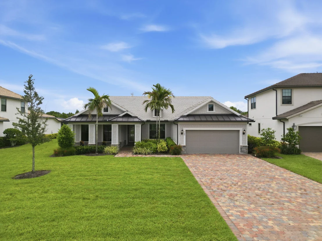 Photo of 208 Sonoma Isles Circle