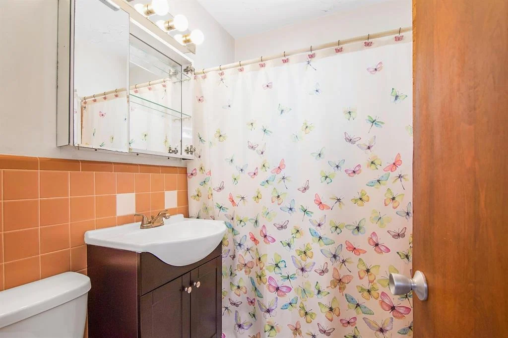 Photo of 421 6th Street