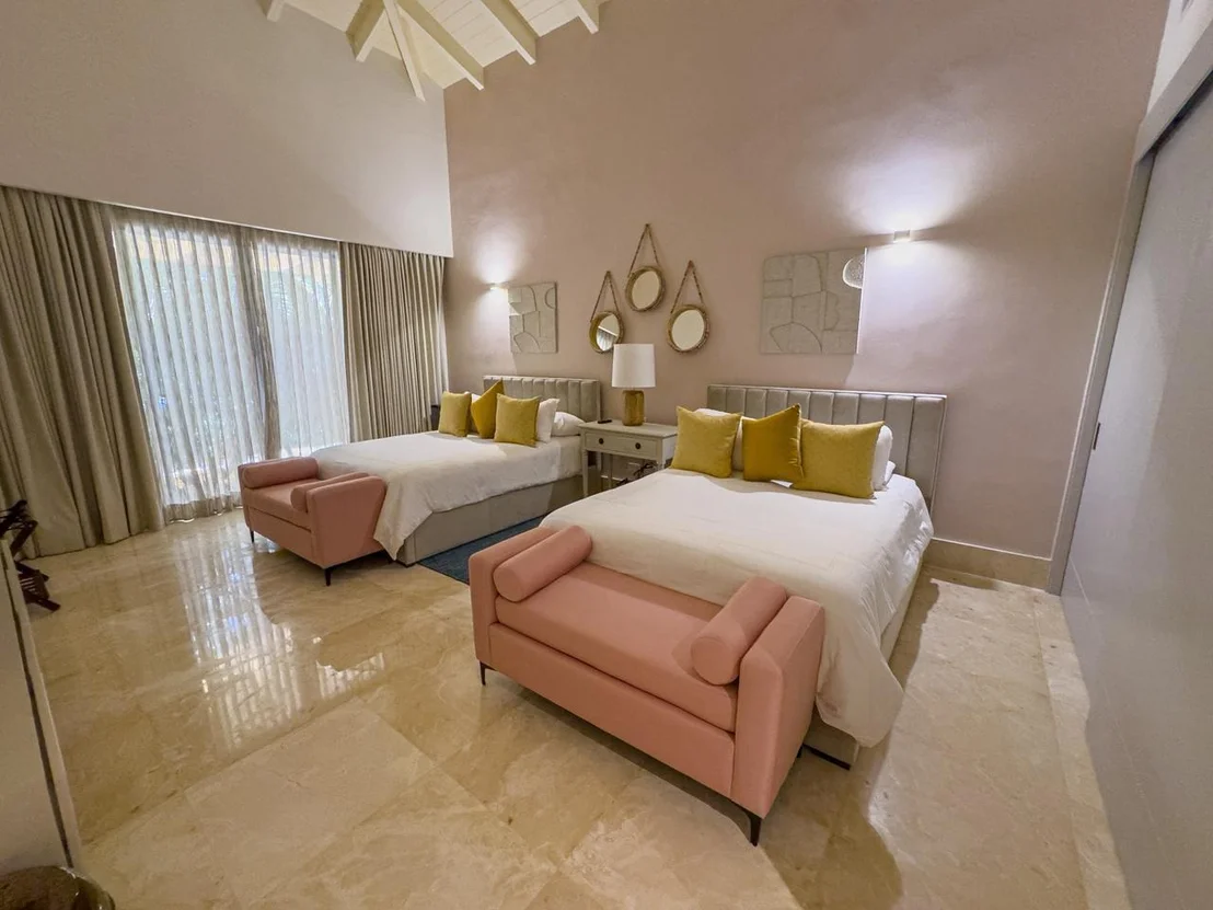 Photo of 77 Las Canas I
