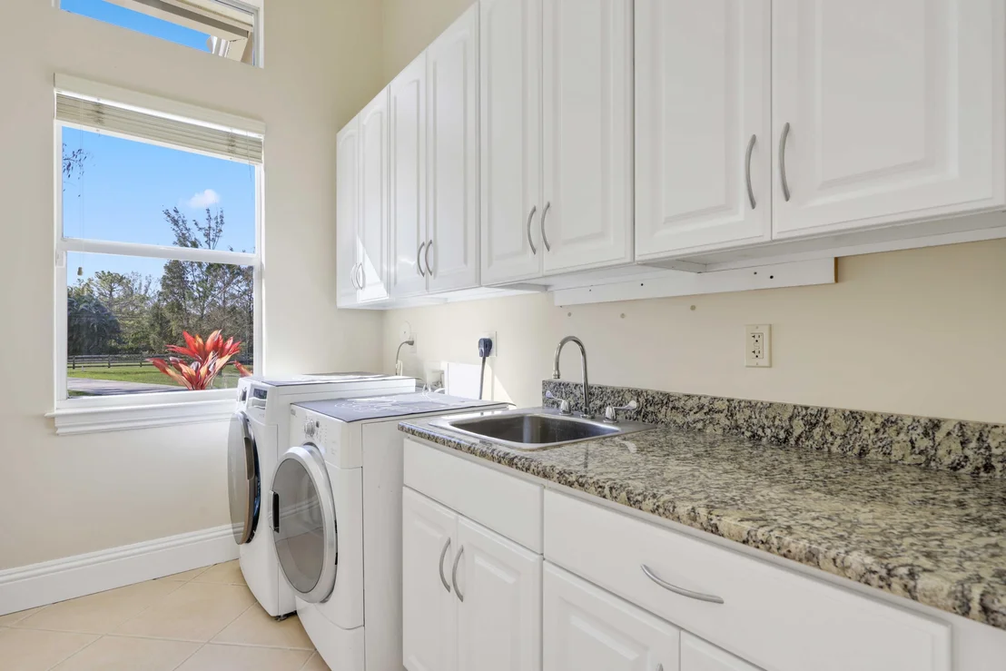 Photo of 11581 Manatee Terrace