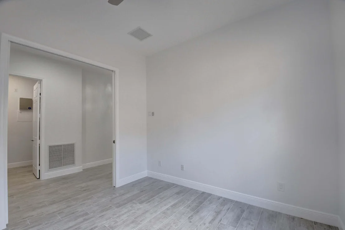 Photo of 7381 Forest Park Way