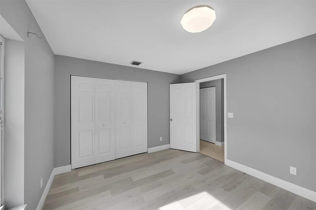 Photo of 8236 White Rock Circle