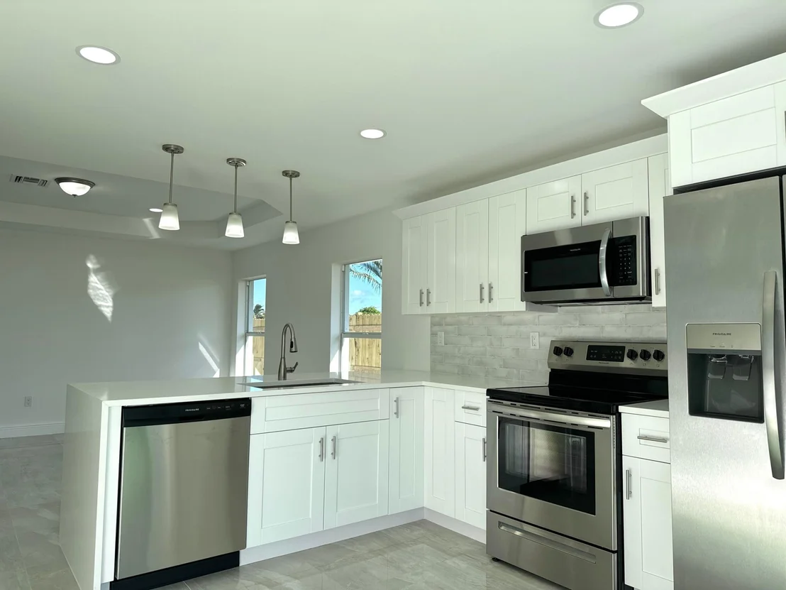 Photo of 4916 Biscayne Drive