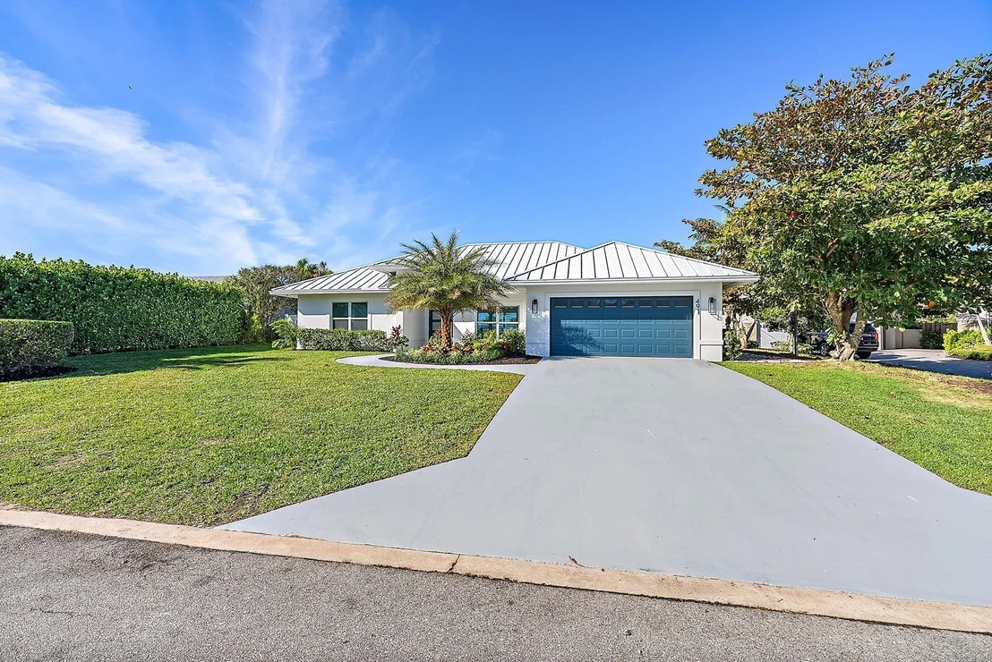 Photo of 491 Sunset Way