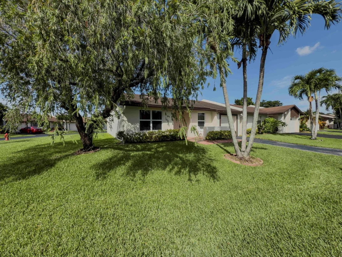 Photo of 15627 Bottlebrush Circle