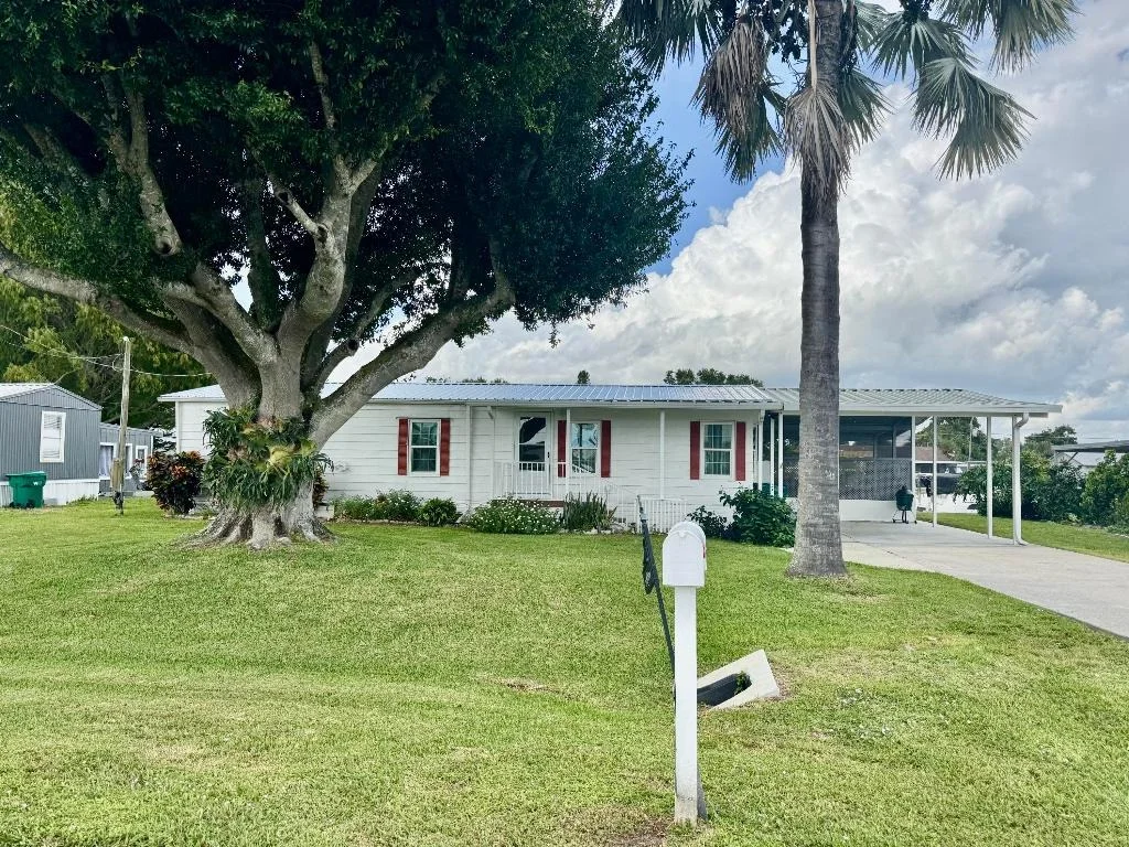 Photo of 1903 SE 30th Street S