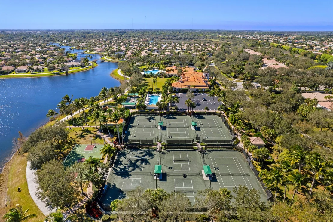 Photo of 8418 Arima Lane