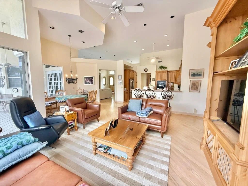 Photo of 1792 Breakers West Boulevard