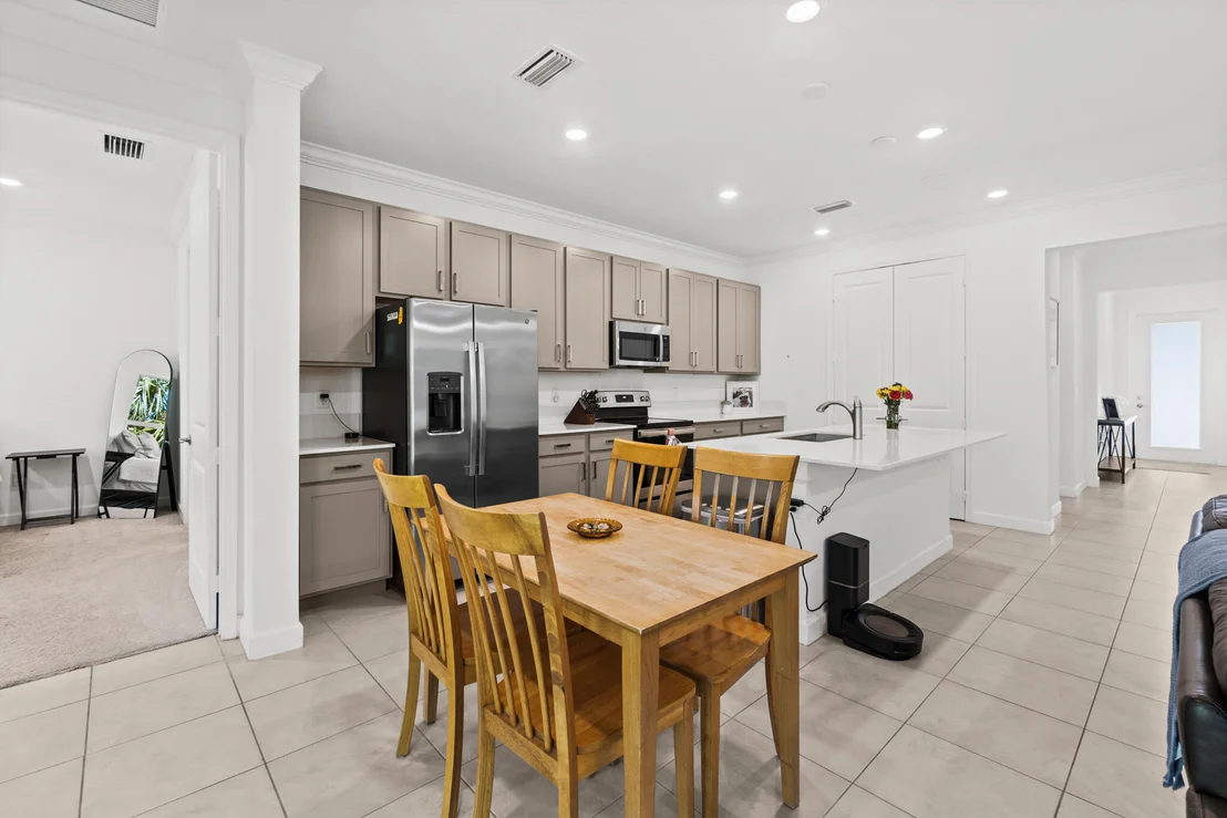 Photo of 460 Veridian Circle NW