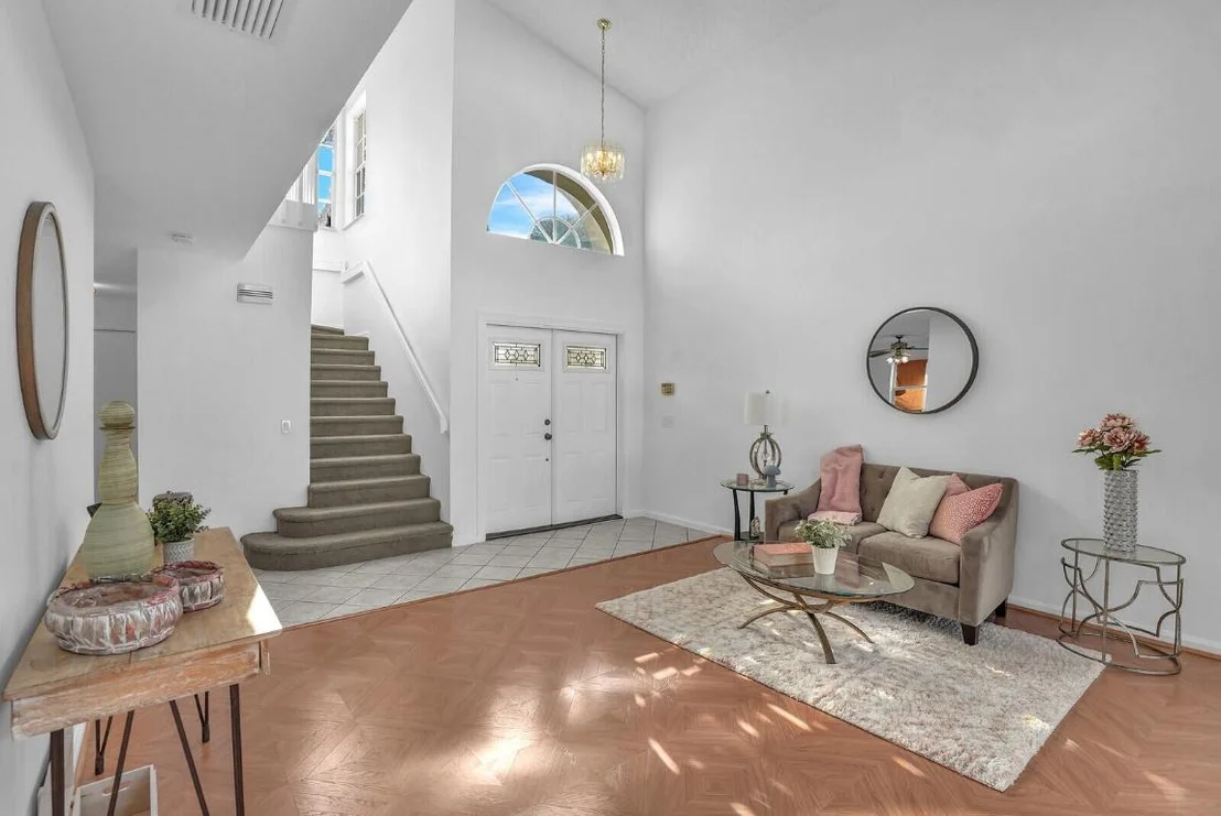Photo of 7039 Middlebury Drive