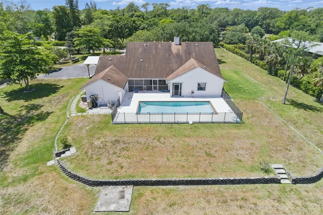 Photo of 13105 Raymond Drive