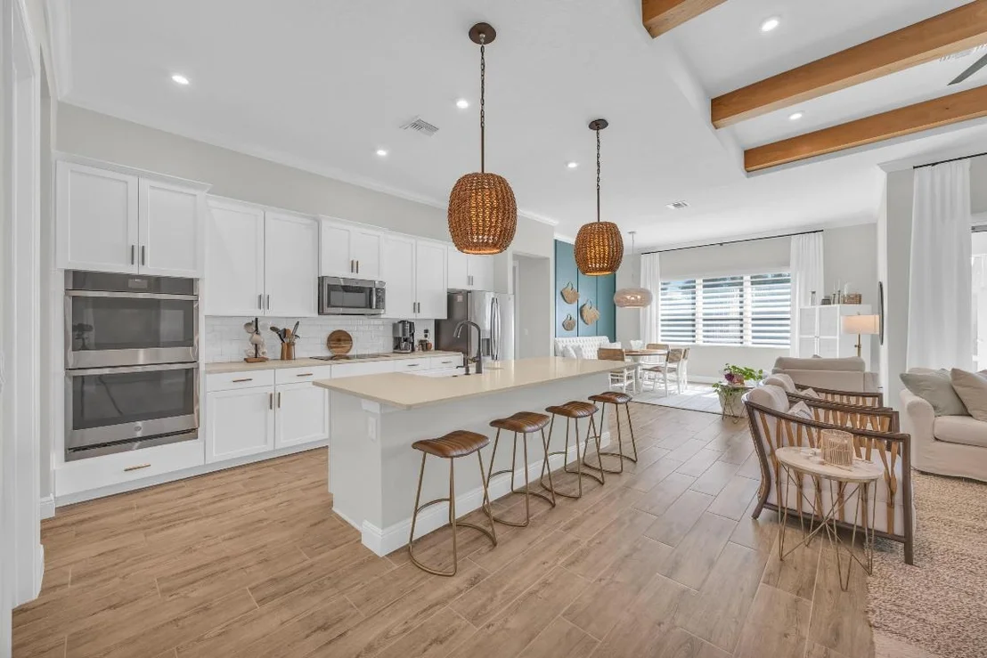 Photo of 668 SW Riverwatch Place