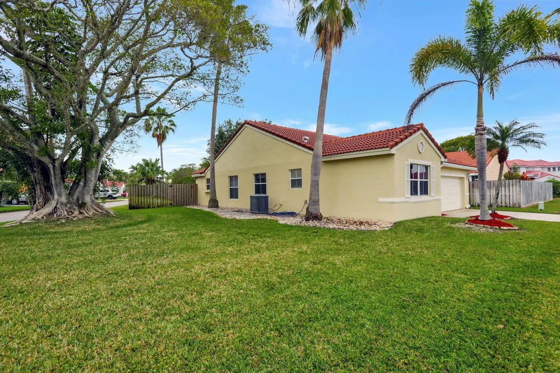 Photo of 3301 El Capitan Drive