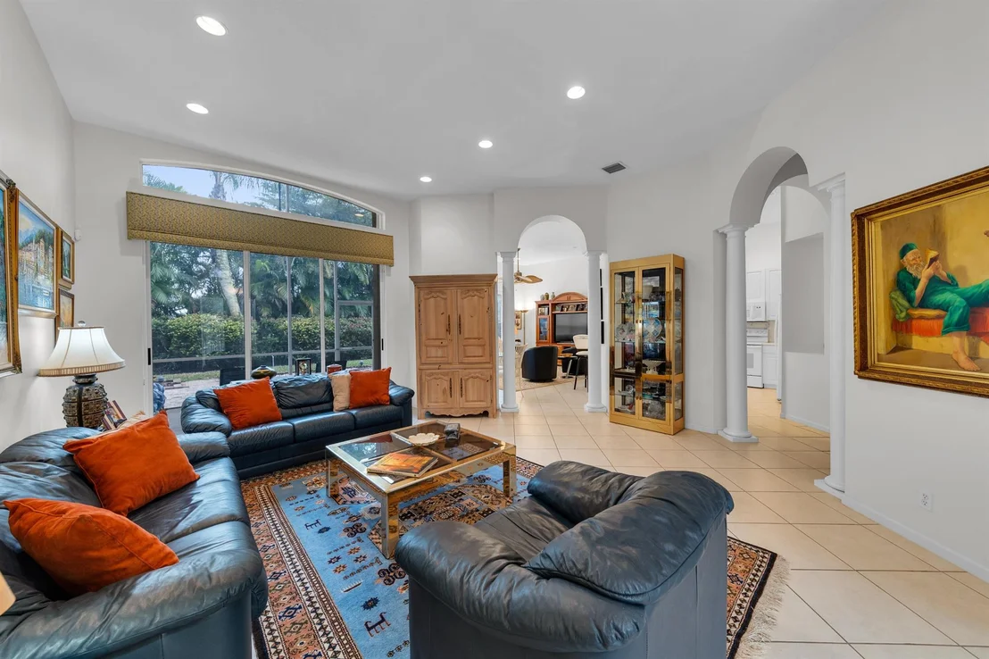 Photo of 6538 Arno Way