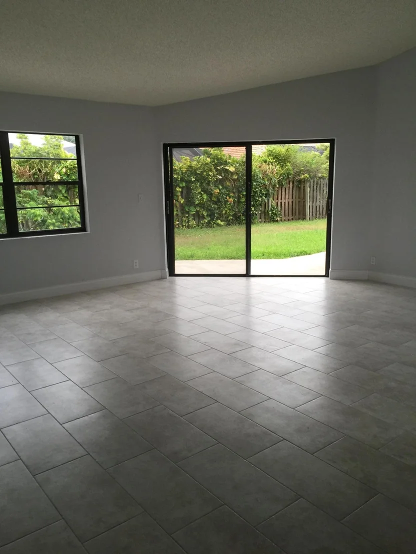 Photo of 2114 Amesbury Circle