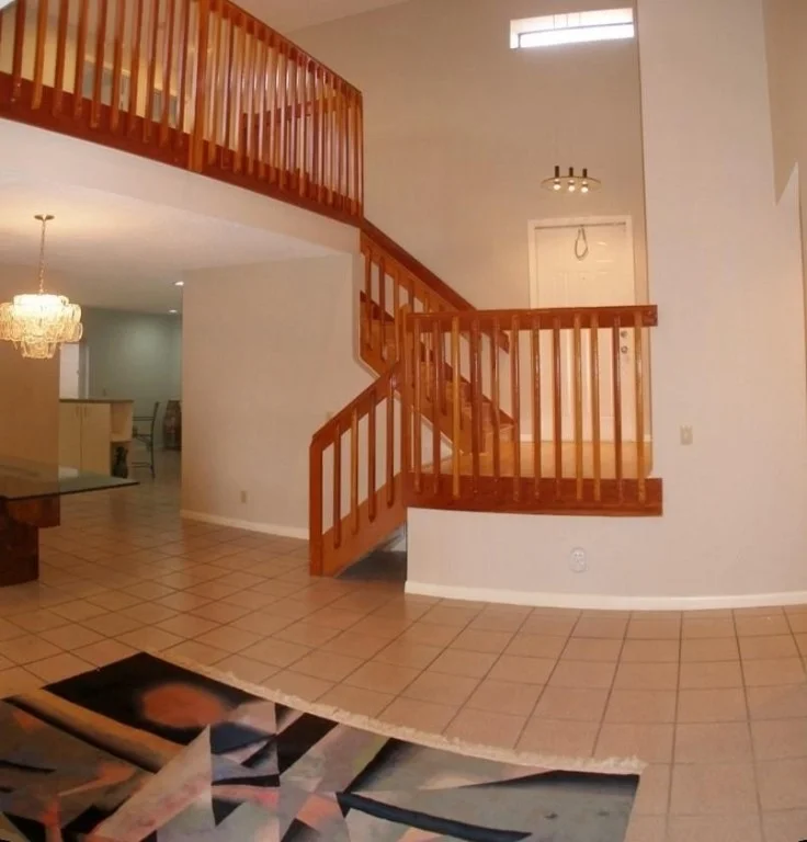 Photo of 2280 Columbia