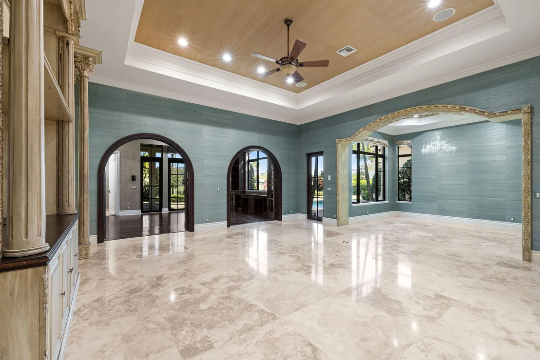 Photo of 9253 Este Lago Drive