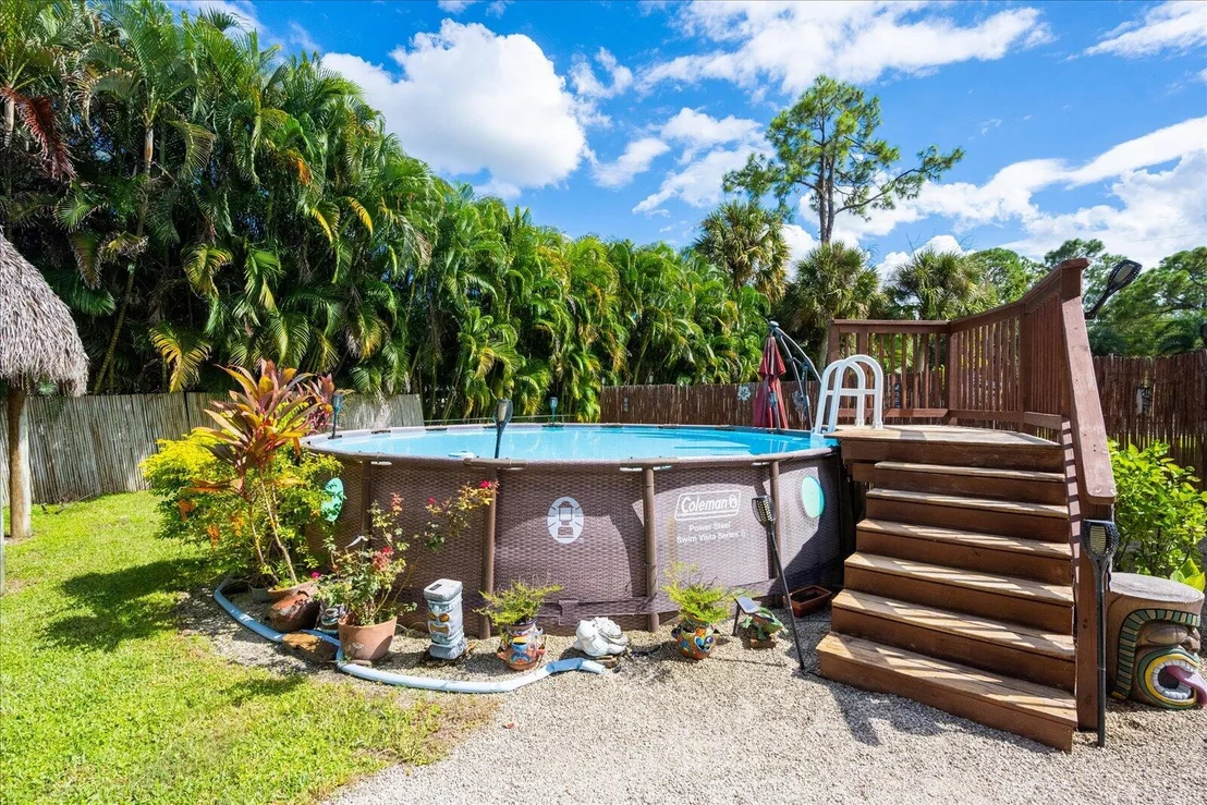 Photo of 8941 Yearling Drive