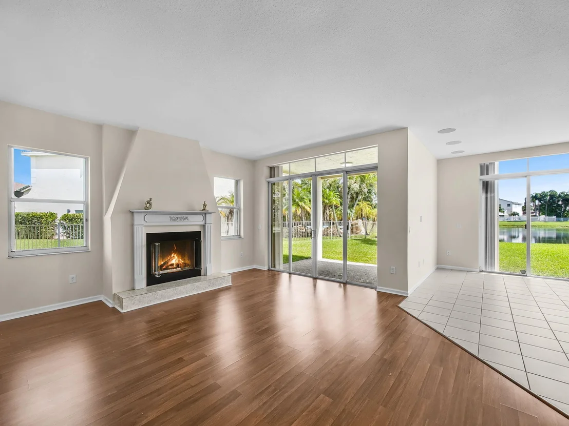 Photo of 2754 Danforth Terrace