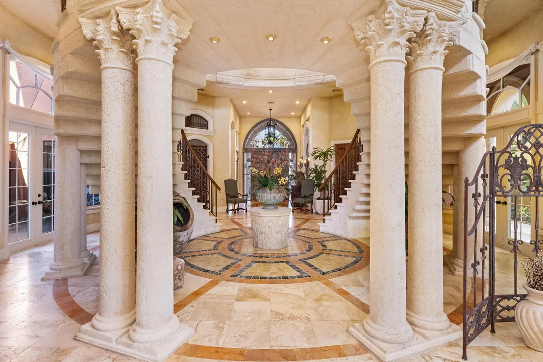 Photo of 446 Addison Park Lane