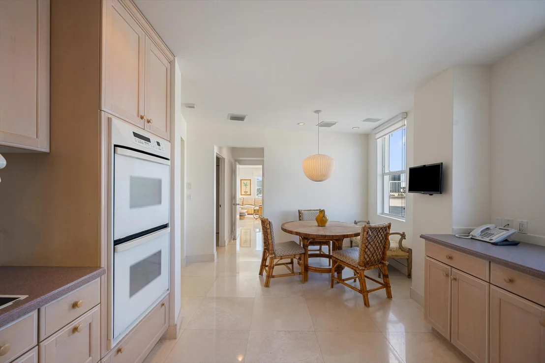 Photo of Unit 514A at 44 Cocoanut Row