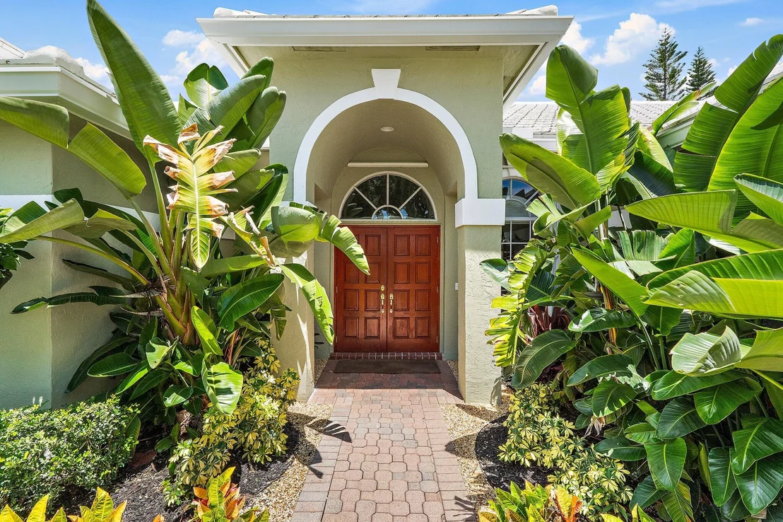 Photo of 8726 SE Riverfront Terrace