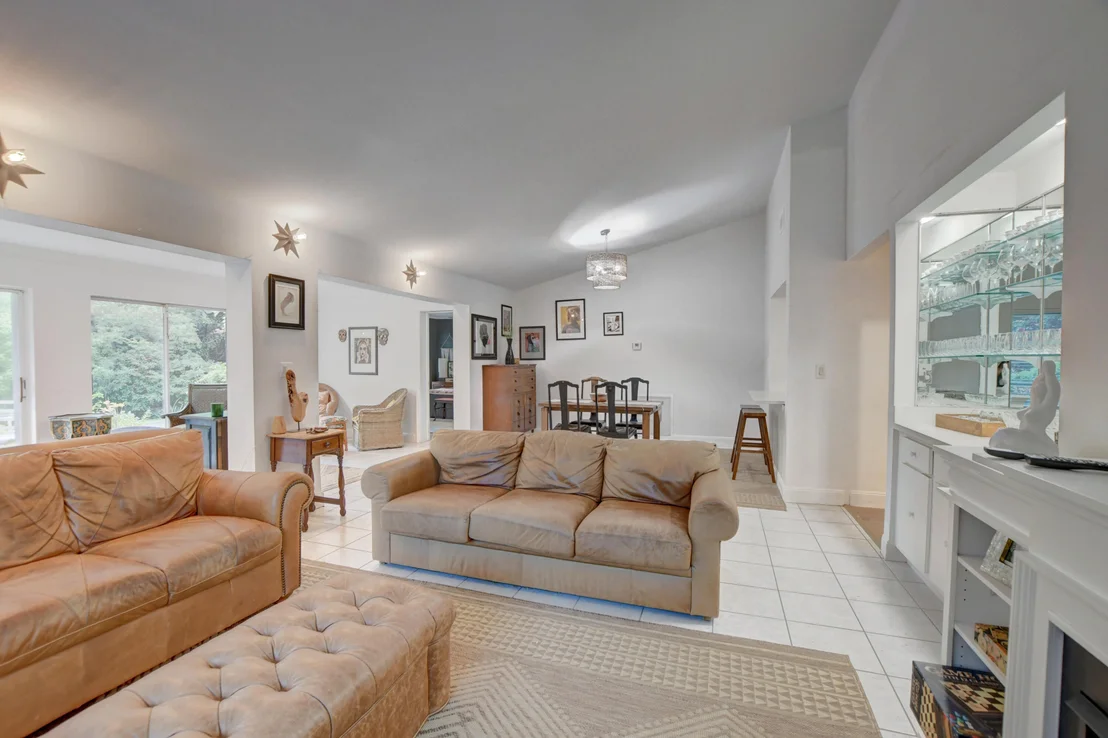 Photo of 299 Del Rio Boulevard