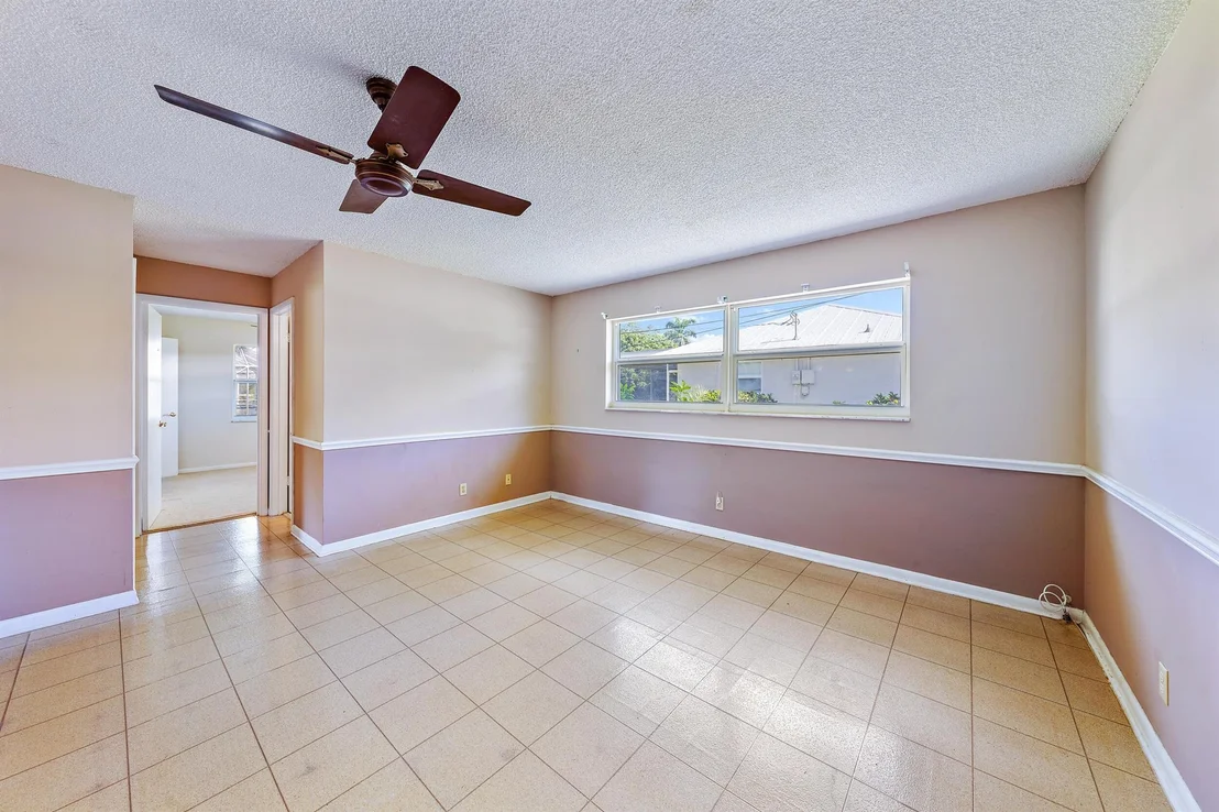 Photo of 19359 Gulfstream Drive