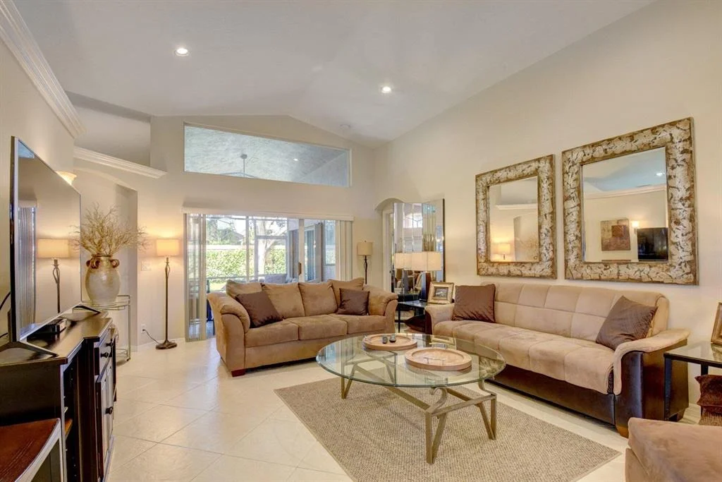 Photo of 6749 Viale Elizabeth