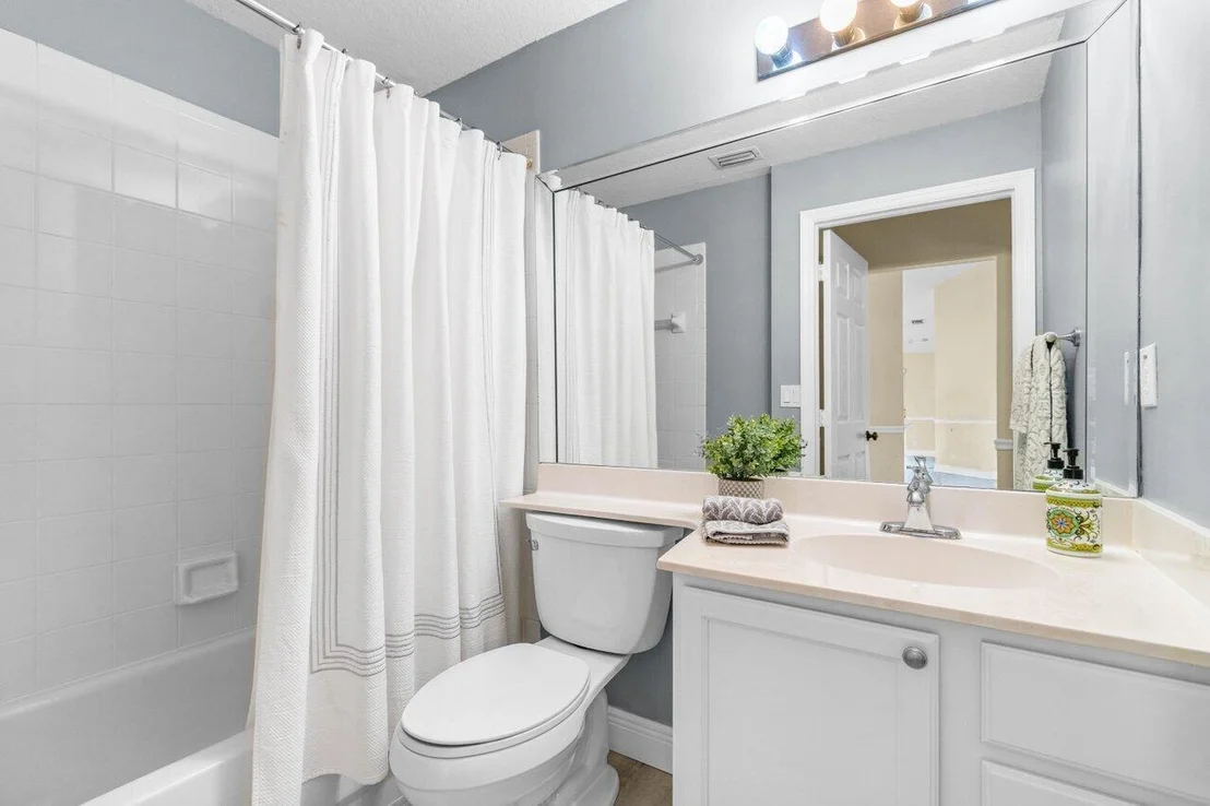 Photo of 5227 Grande Palm Circle