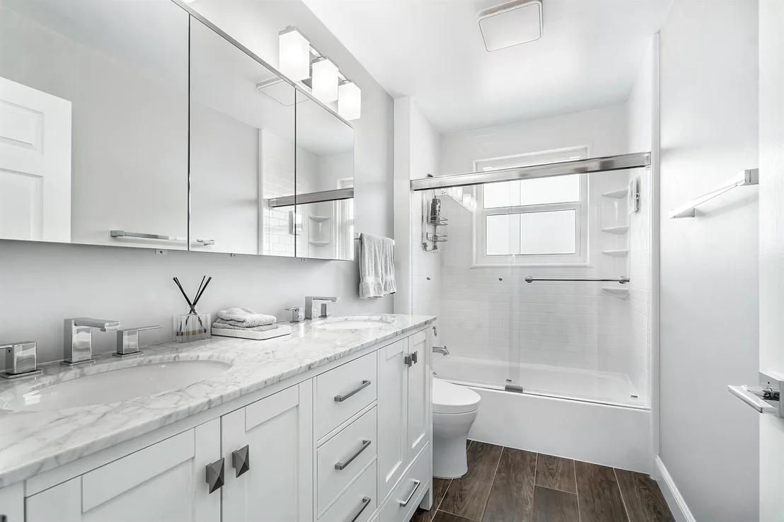 Photo of 7006 Chesapeake Circle
