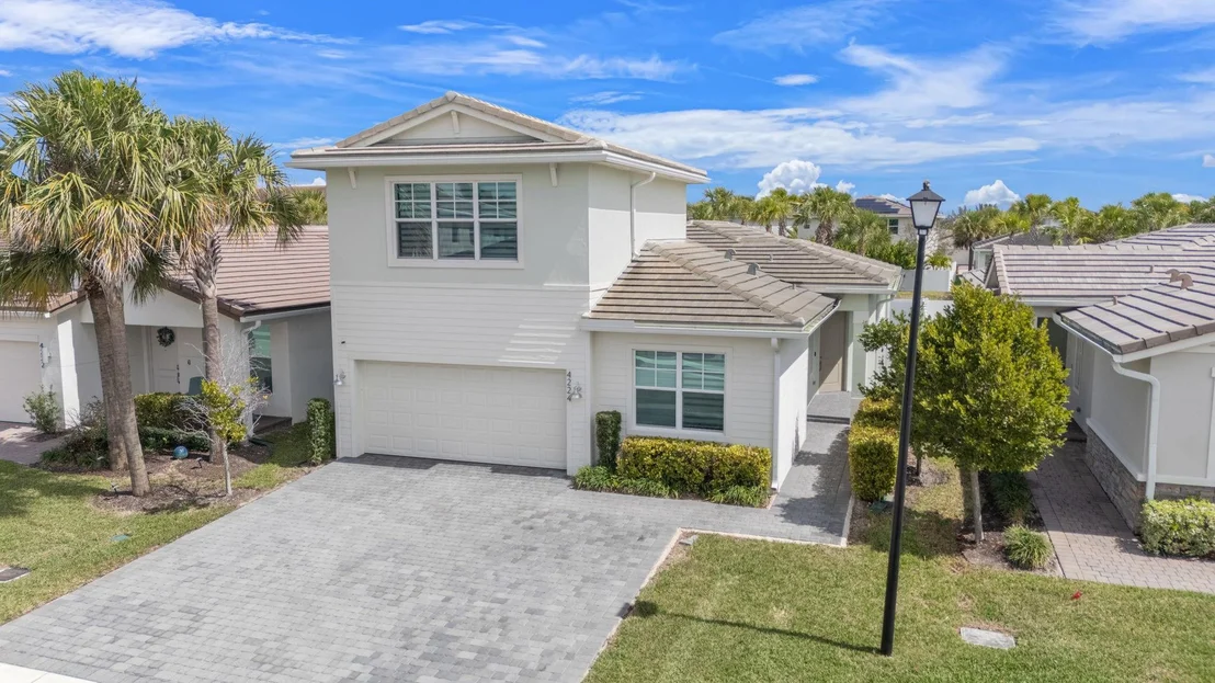 Photo of 4224 Marina Way