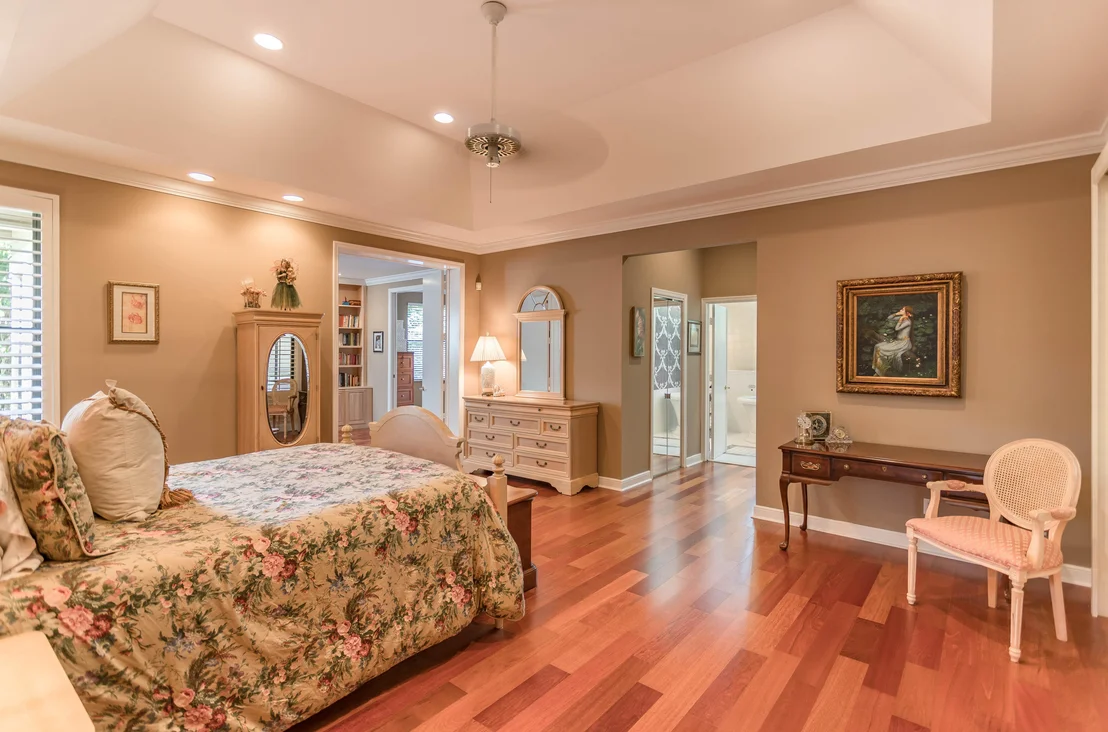 Photo of 4905 Oxford Circle