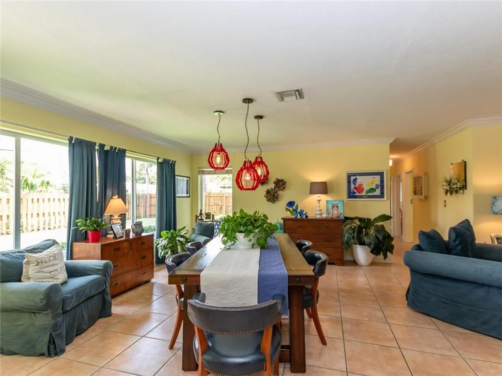 Photo of 111 SE 8th Street