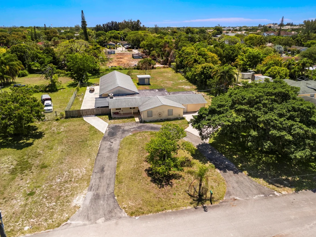Photo of 4838 Coconut Road