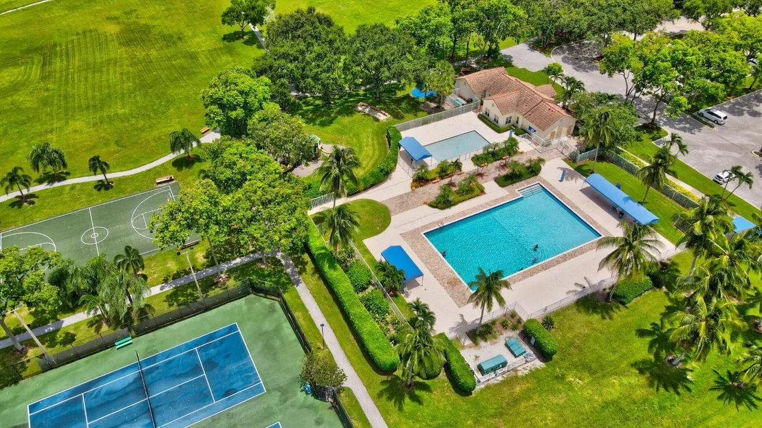 Photo of 7745 Springfield Lake Drive