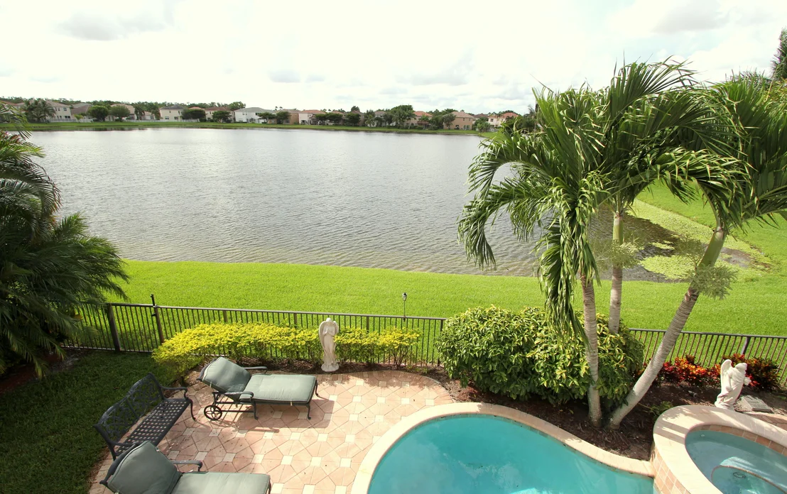 Photo of 1276 Beacon Circle